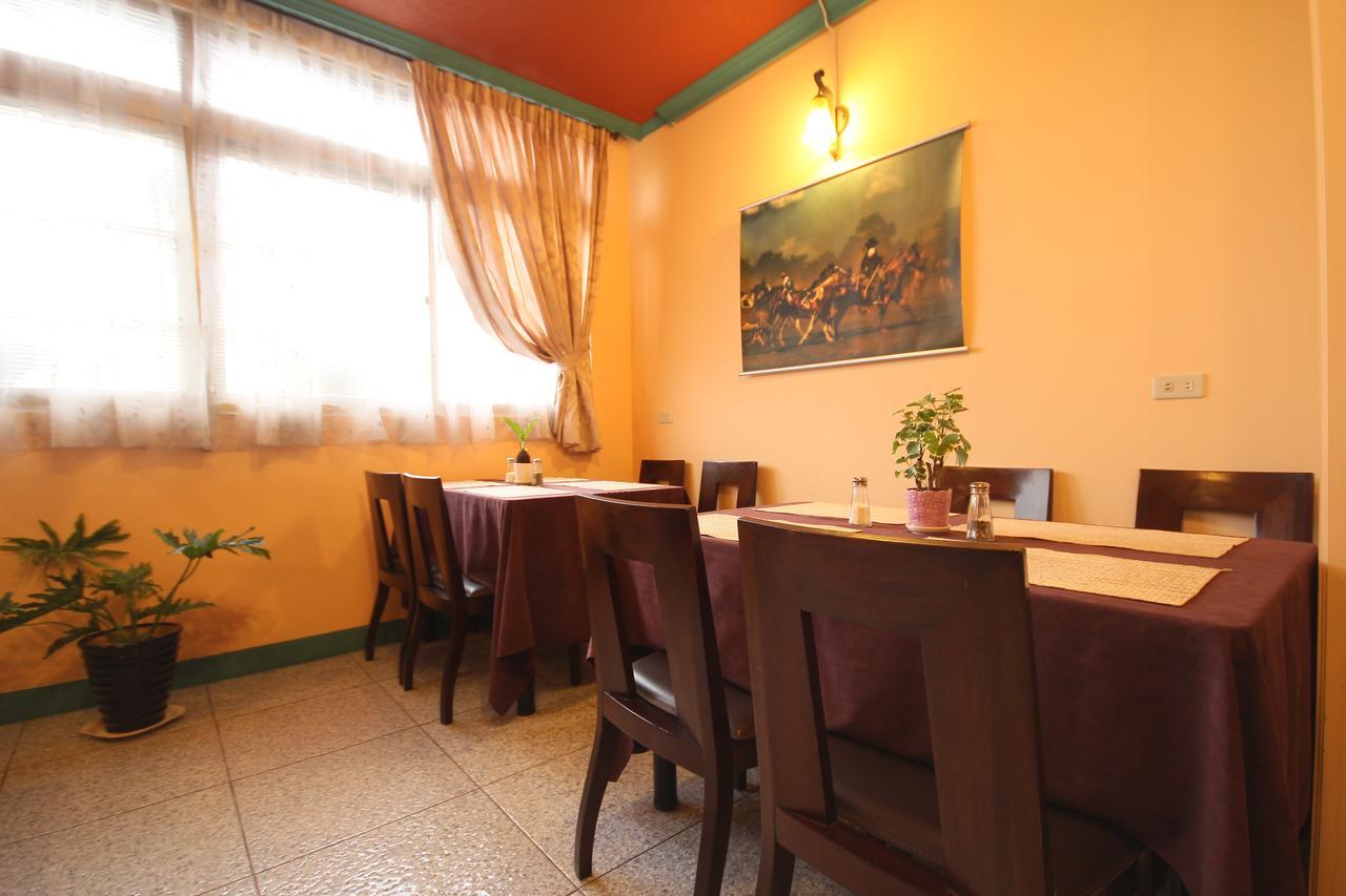 Tinto B&B Yilan Екстериор снимка