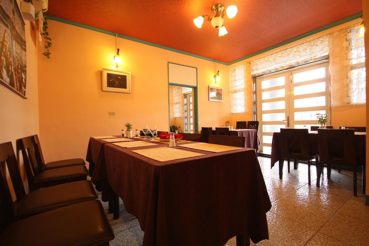 Tinto B&B Yilan Екстериор снимка
